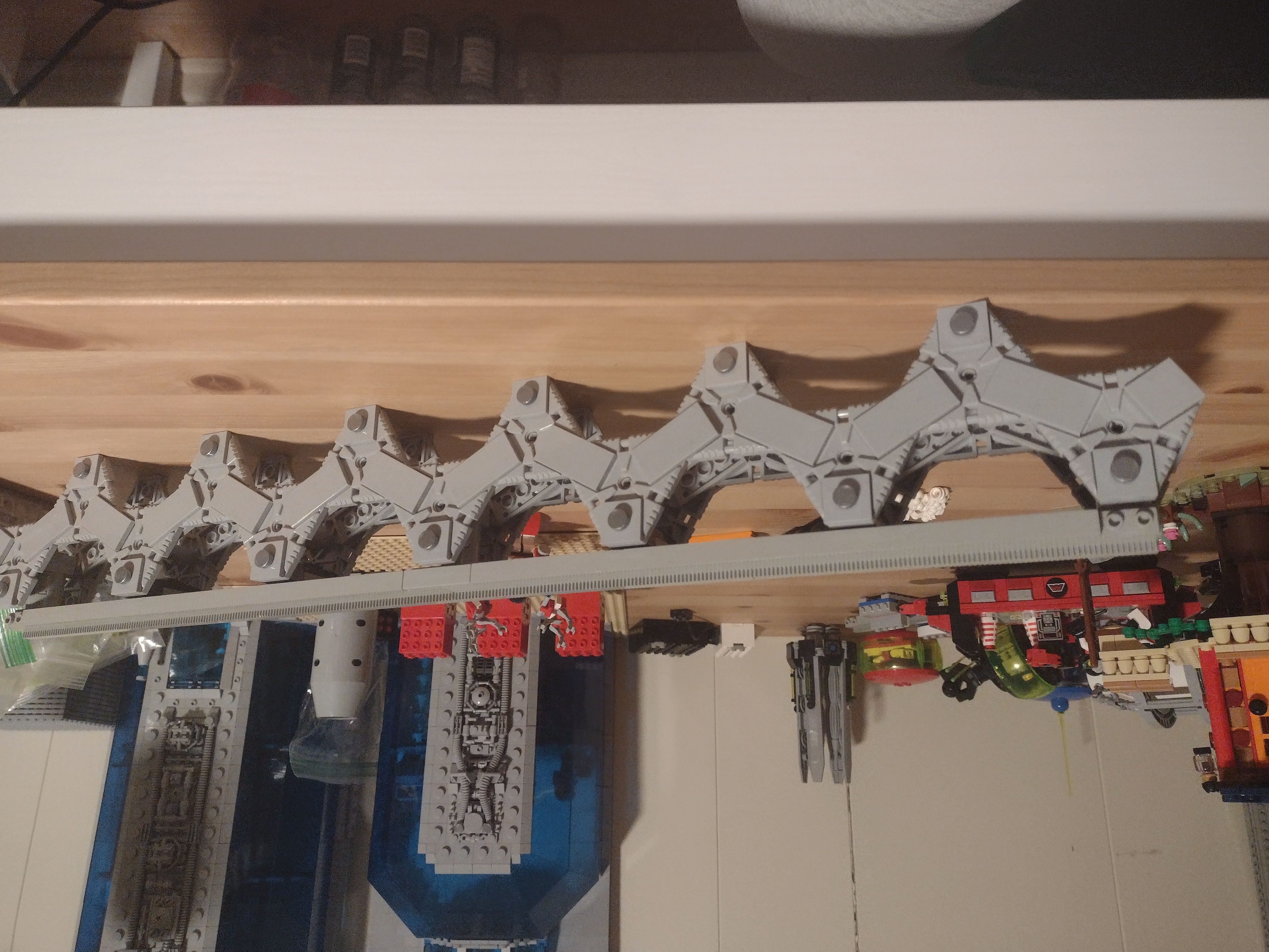 Monorail nexagon bridge